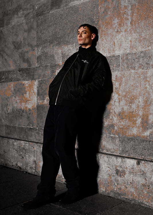 DEANZANE Noir Bomberjacke – Limitierte Edition - 100% recycelte Materialien